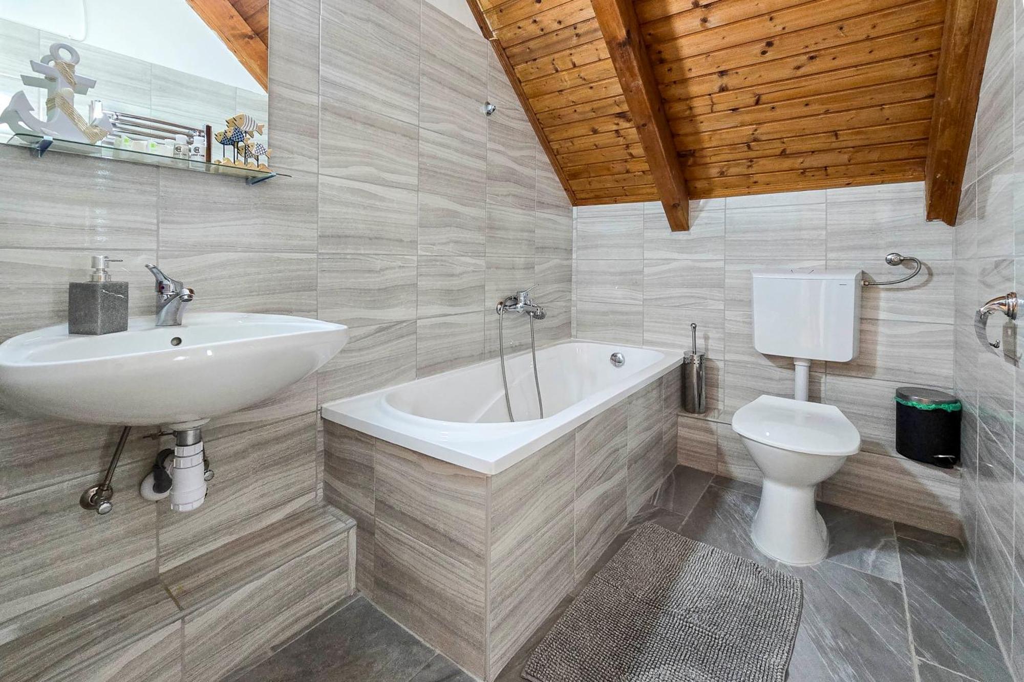 Ocean Apartment Шіофок Екстер'єр фото